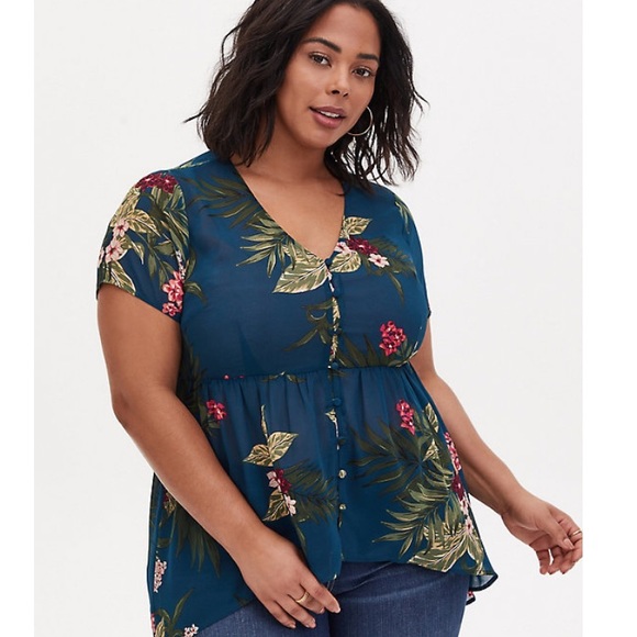 🆕 Torrid NWT Chiffon Babydoll Hi-Lo Top